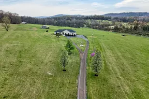 363 Davis Ln, New Market, VA 22844 - Photo 19