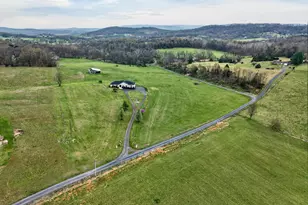 363 Davis Ln, New Market, VA 22844 - Photo 13