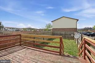 906 Hill Top Dr, Woodstock, VA 22664 - Photo 27