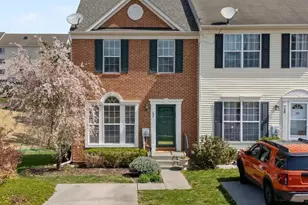 137 Oxbow Dr, Strasburg, VA 22657 - Photo 1