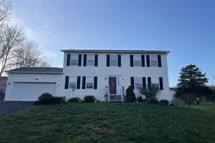 245 Baer Oak Dr, Maurertown, VA 22644 - Photo 1