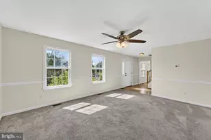 245 Baer Oak Dr, Maurertown, VA 22644 - Photo 9