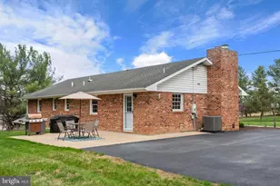 549 Arrowhead Ln, New Market, VA 22844 - Photo 3