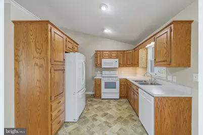 515 Hollingsworth Road, Woodstock, VA 22664 - Photo 3
