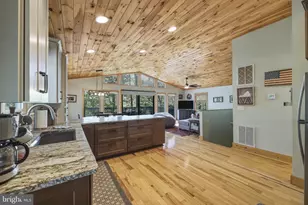 85 Pickett, Basye, VA 22810 - Photo 13