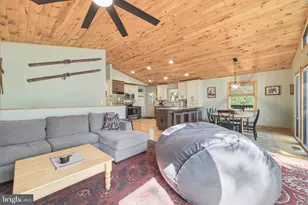 85 Pickett, Basye, VA 22810 - Photo 21