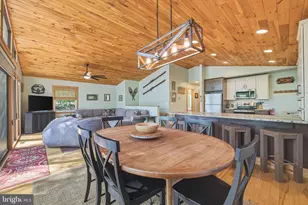 85 Pickett, Basye, VA 22810 - Photo 17