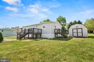 136 S Water St, Woodstock, VA 22664 - Photo 3
