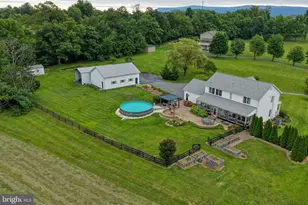 180 Holstein Ln, Toms Brook, VA 22660 - Photo 5