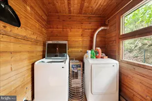 513 Straton, Basye, VA 22810 - Photo 23