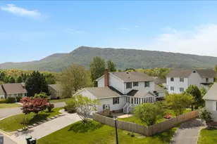 590 Fulton Dr, Strasburg, VA 22657 - Photo 1