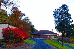 895 Fishers Rd, Toms Brook, VA 22660 - Photo 9