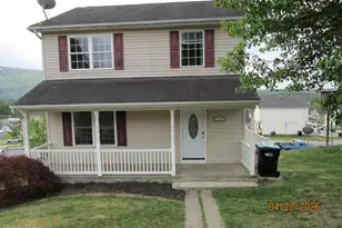 540 Thompson, Strasburg, VA 22657 - Photo 1