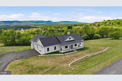 33 Kibo Ct, Maurertown, VA 22644 - Photo 1