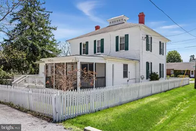 394 W King Street, Strasburg, VA 22657 - Photo 17