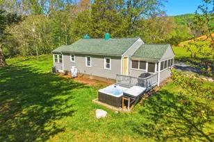 48 Bowman Ln, Fort Valley, VA 22652 - Photo 3