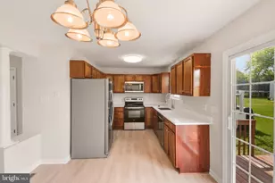 577 Ash St, Strasburg, VA 22657 - Photo 5