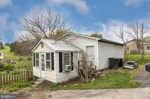 397 Country Brook Rd, Toms Brook, VA 22660 - Photo 7