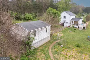 397 Country Brook Rd, Toms Brook, VA 22660 - Photo 9