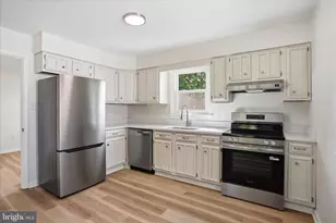 716 S Water St, Woodstock, VA 22664 - Photo 5