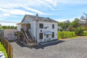 155 Center St, Mount Jackson, VA 22842 - Photo 3