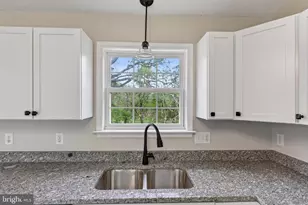 213 Black Oak Dr, Maurertown, VA 22644 - Photo 5