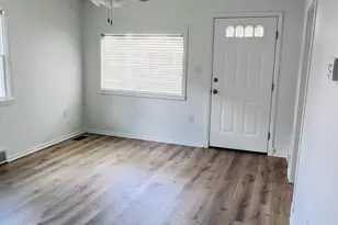 170 N Eberly St, Strasburg, VA 22657 - Photo 5