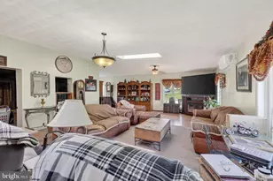 108 Homestead Ln, Maurertown, VA 22644 - Photo 9
