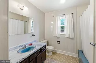 117 S Grove Ave, Edinburg, VA 22824 - Photo 25