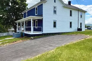 619 Branch St, Strasburg, VA 22657 - Photo 3