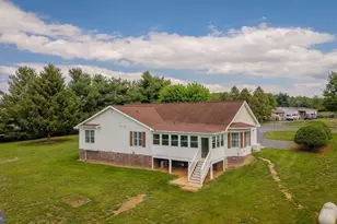 2220 Pine Woods Rd, Quicksburg, VA 22847 - Photo 7