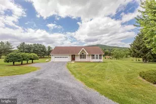 2220 Pine Woods Rd, Quicksburg, VA 22847 - Photo 3