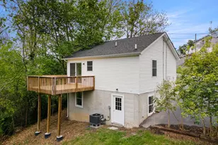 176 N Place Ln, Strasburg, VA 22657 - Photo 3