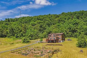 384 Lindamood Ln, Strasburg, VA 22641 - Photo 3