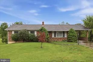 317 Dawn Ave, Woodstock, VA 22664 - Photo 35