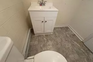 430 W High St, Woodstock, VA 22664 - Photo 11
