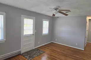 182 Shenandoah St, Mount Jackson, VA 22842 - Photo 3