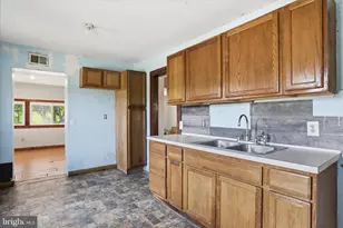 16273 Old Valley Pike, Edinburg, VA 22824 - Photo 7