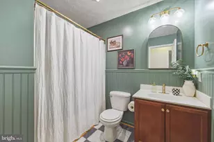 658 W King St, Strasburg, VA 22657 - Photo 17