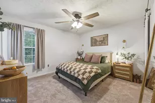 658 W King St, Strasburg, VA 22657 - Photo 11