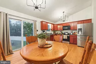 658 W King St, Strasburg, VA 22657 - Photo 7