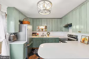 143 N Water St, Woodstock, VA 22664 - Photo 5