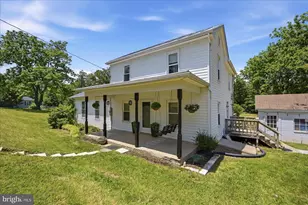 2391 Pine Woods Rd, Quicksburg, VA 22847 - Photo 5
