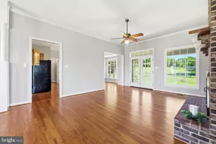 128 Fairview Cir, Woodstock, VA 22664 - Photo 15