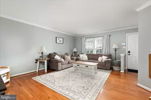 206 Hupps Hill Ct, Strasburg, VA 22657 - Photo 5
