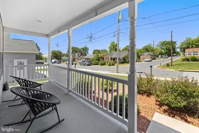 300 Stonewall Street, Strasburg, VA 22657 - Photo 3