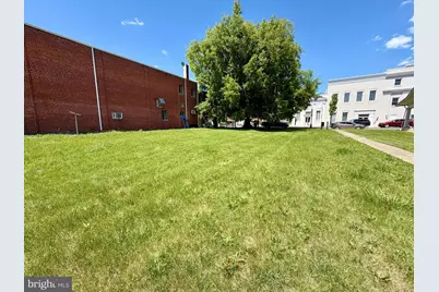 W King Street, Strasburg, VA 22657 - Photo 3