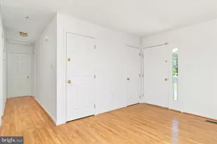 114 Hillview Dr, Maurertown, VA 22644 - Photo 3