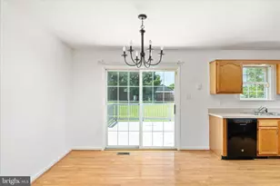 114 Hillview Dr, Maurertown, VA 22644 - Photo 7