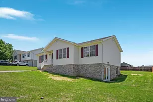 114 Hillview Dr, Maurertown, VA 22644 - Photo 33